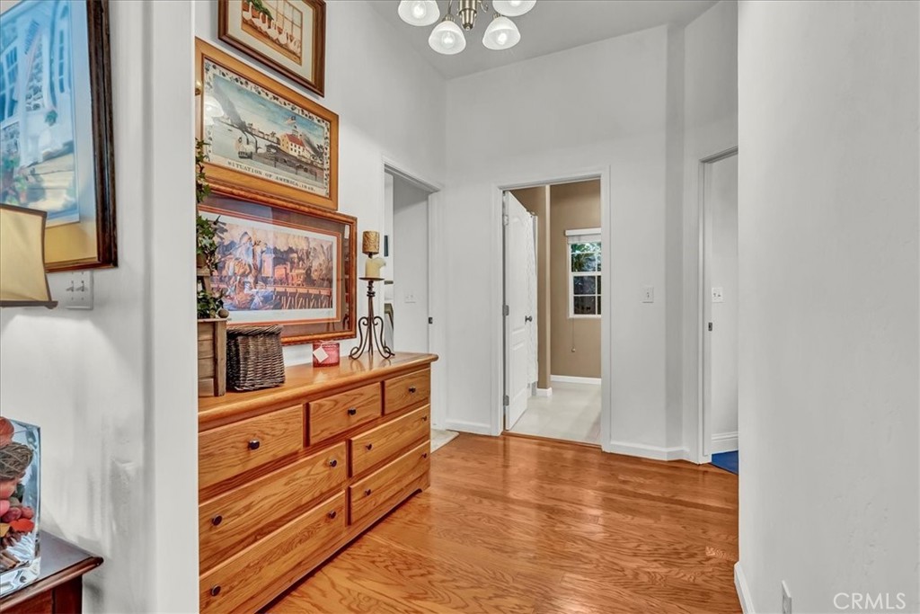 1189 E Fairhaven Ct, Porterville, CA 93257