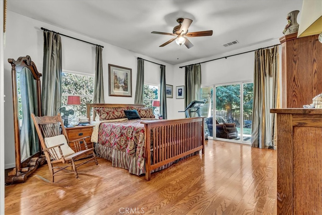 1189 E Fairhaven Ct, Porterville, CA 93257