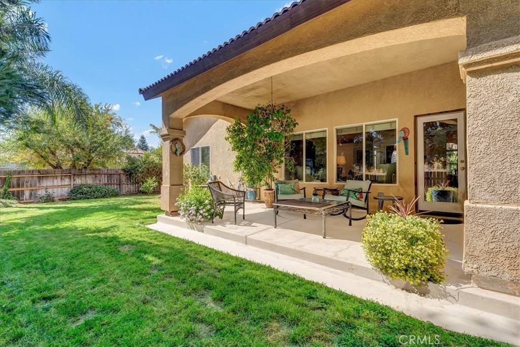 1189 E Fairhaven Ct, Porterville, CA 93257