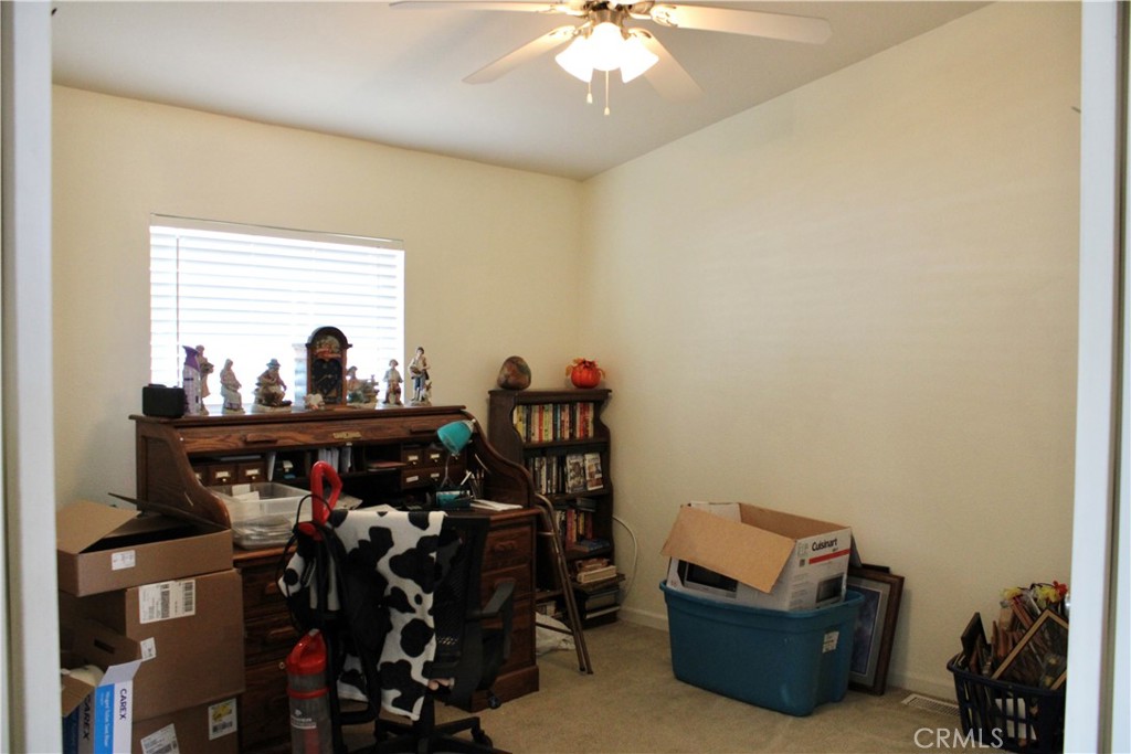 100 S Westwood St #20, Porterville, CA 93257
