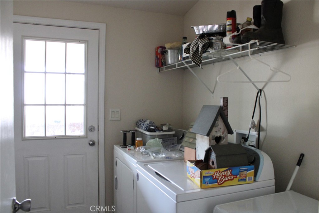 100 S Westwood St #20, Porterville, CA 93257