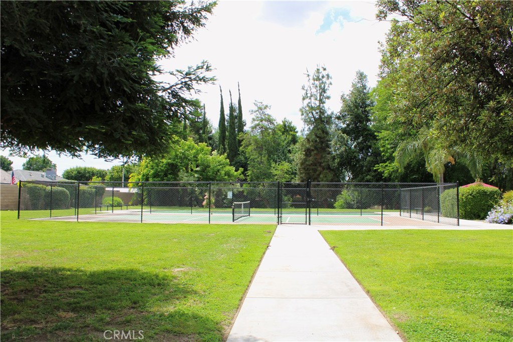 100 S Westwood St #20, Porterville, CA 93257