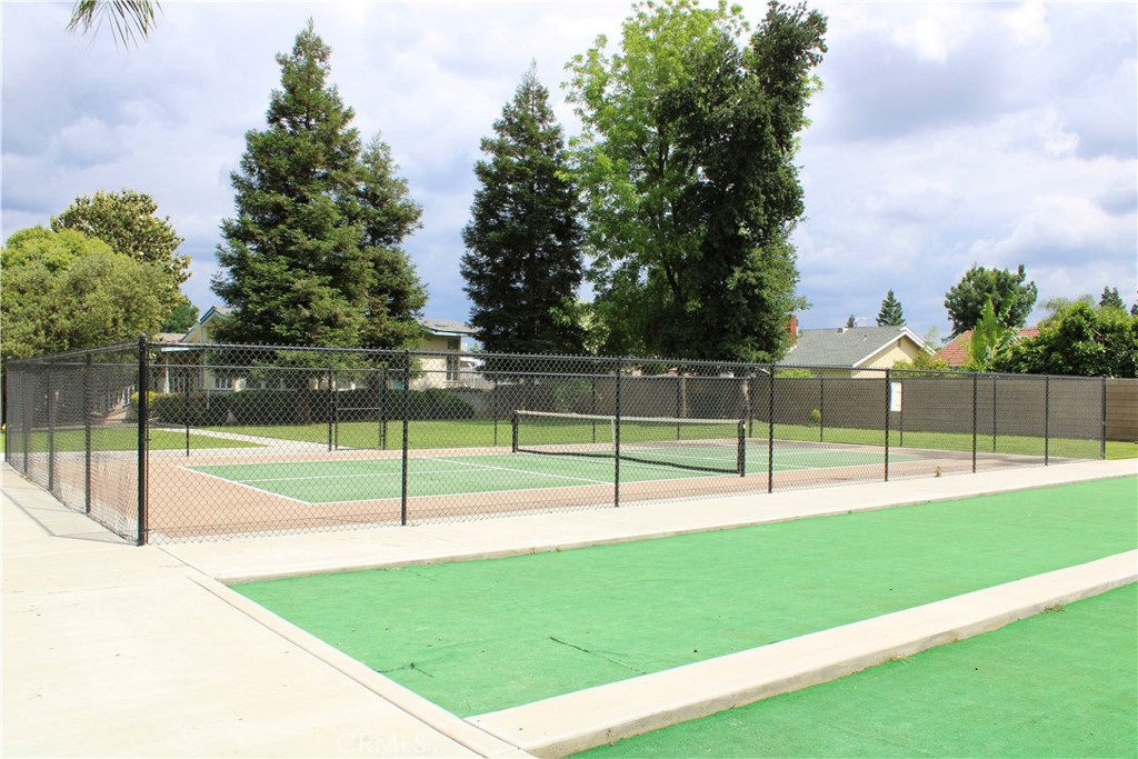 100 S Westwood St #20, Porterville, CA 93257
