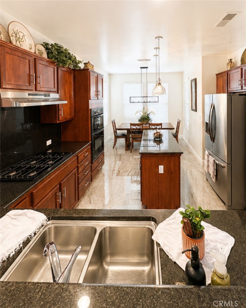 5118 Arezzo, Visalia, CA 93291