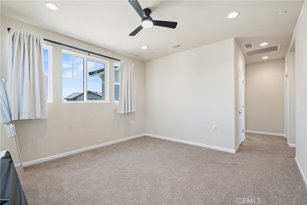 2203 N Laverne, Fresno, CA 93727