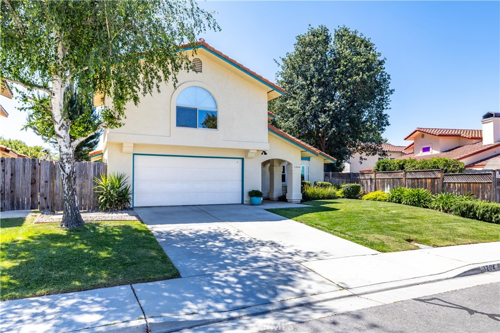 1204 Sunrise Ct, Paso Robles, CA 93446
