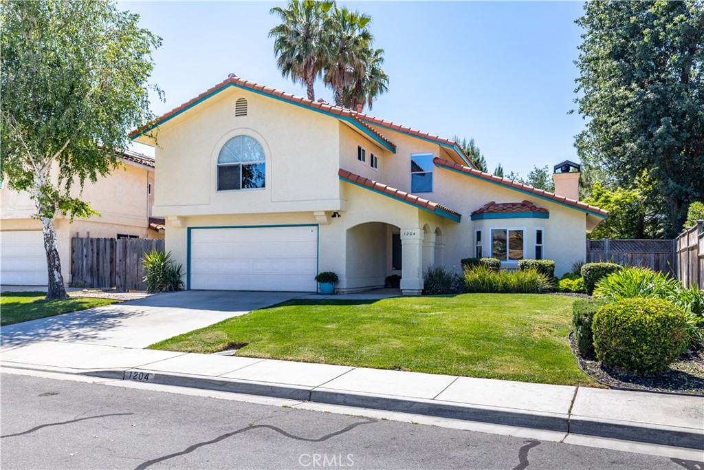 1204 Sunrise Ct, Paso Robles, CA 93446