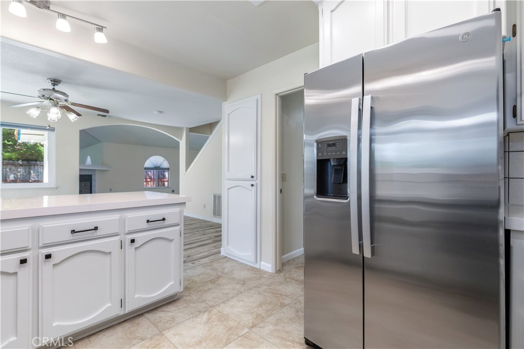 1204 Sunrise Ct, Paso Robles, CA 93446