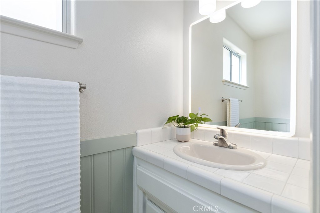 1204 Sunrise Ct, Paso Robles, CA 93446