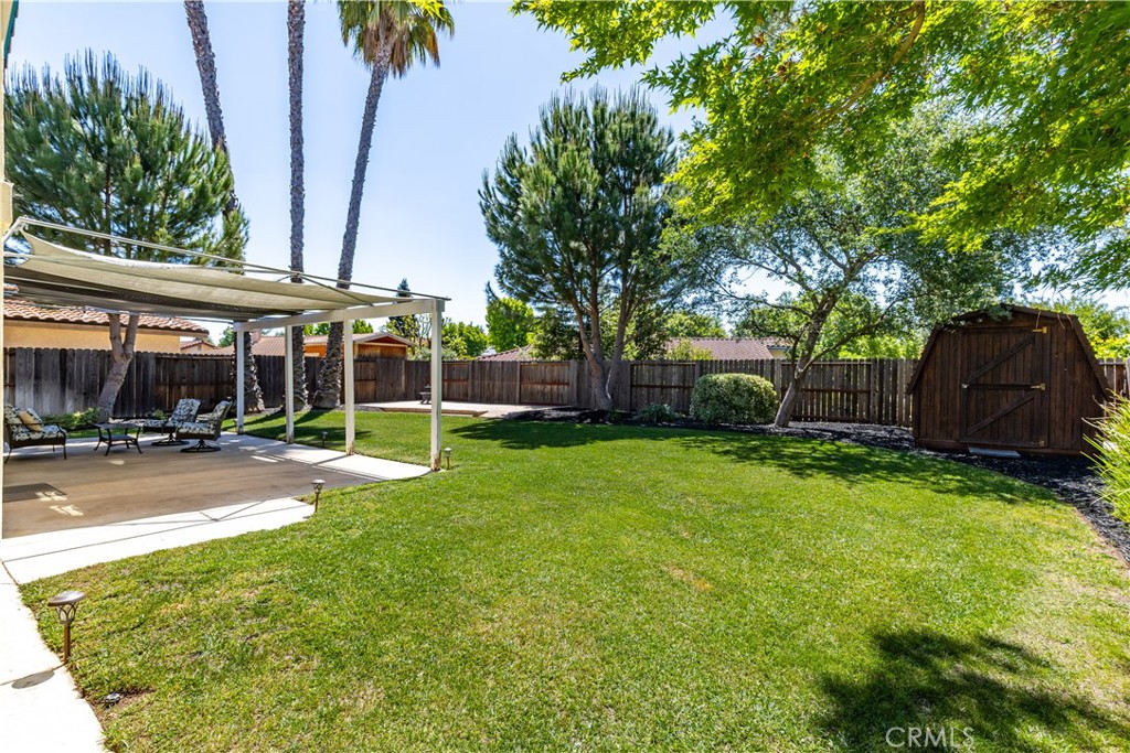 1204 Sunrise Ct, Paso Robles, CA 93446