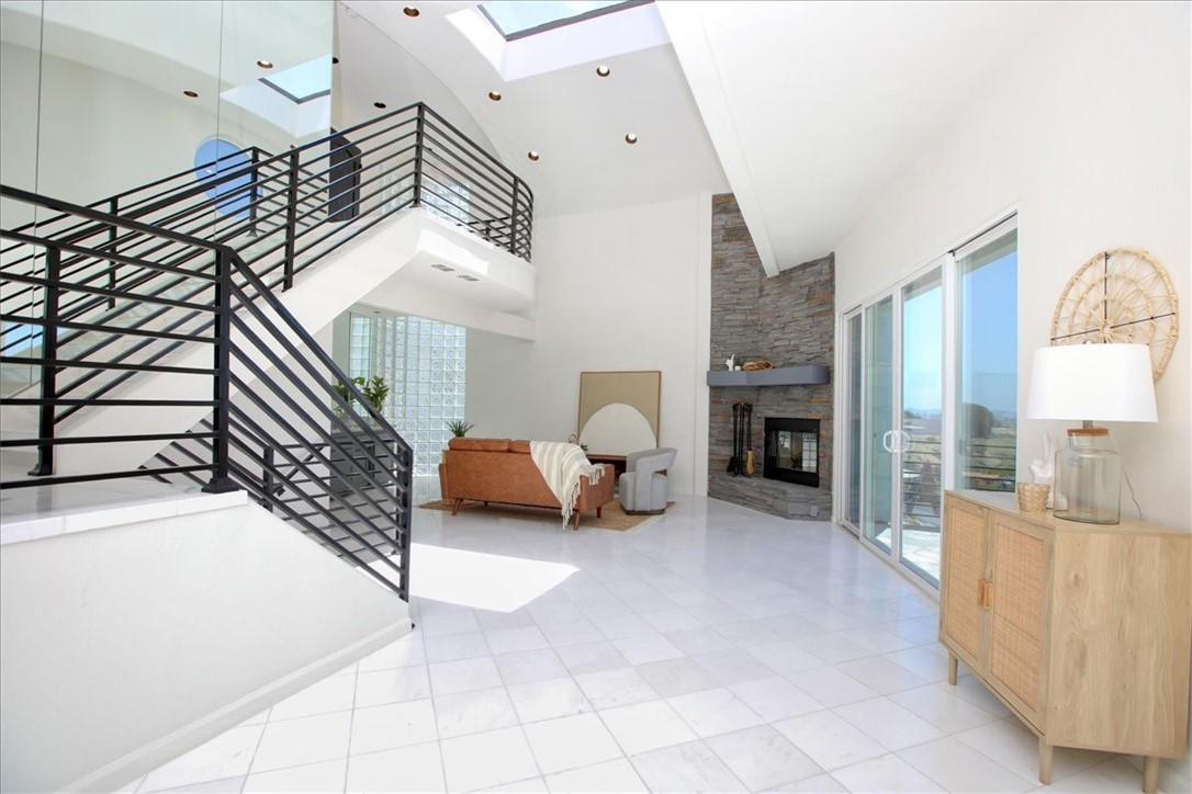 961 Shafer Ln, Pismo Beach, CA 93449