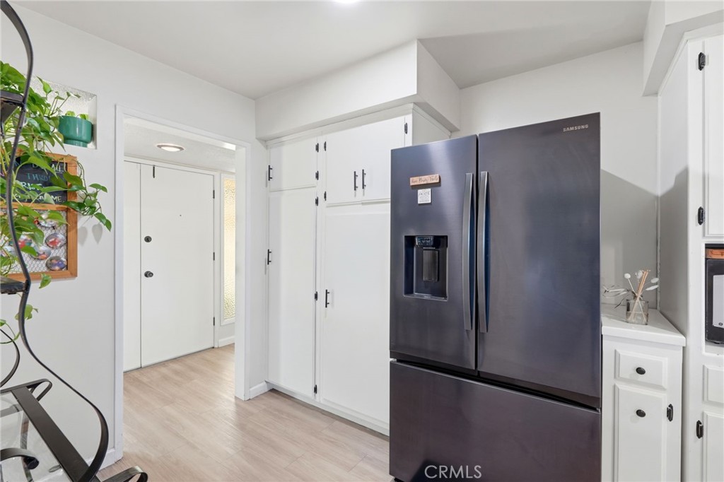 2709 W Royal Oaks, Visalia, CA 93277