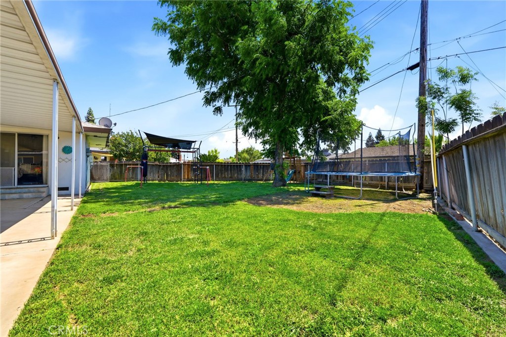 2709 W Royal Oaks, Visalia, CA 93277