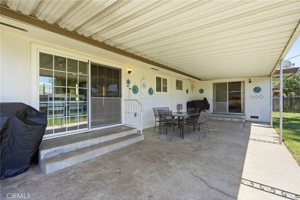 2709 W Royal Oaks, Visalia, CA 93277
