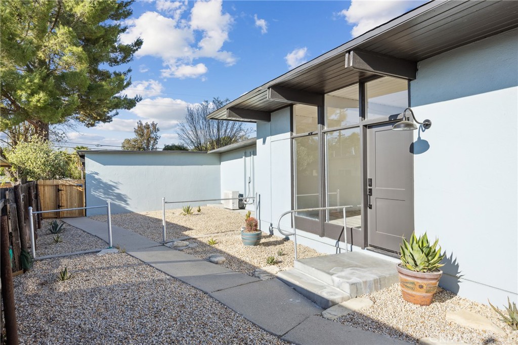 528 Creston, Paso Robles, CA 93446