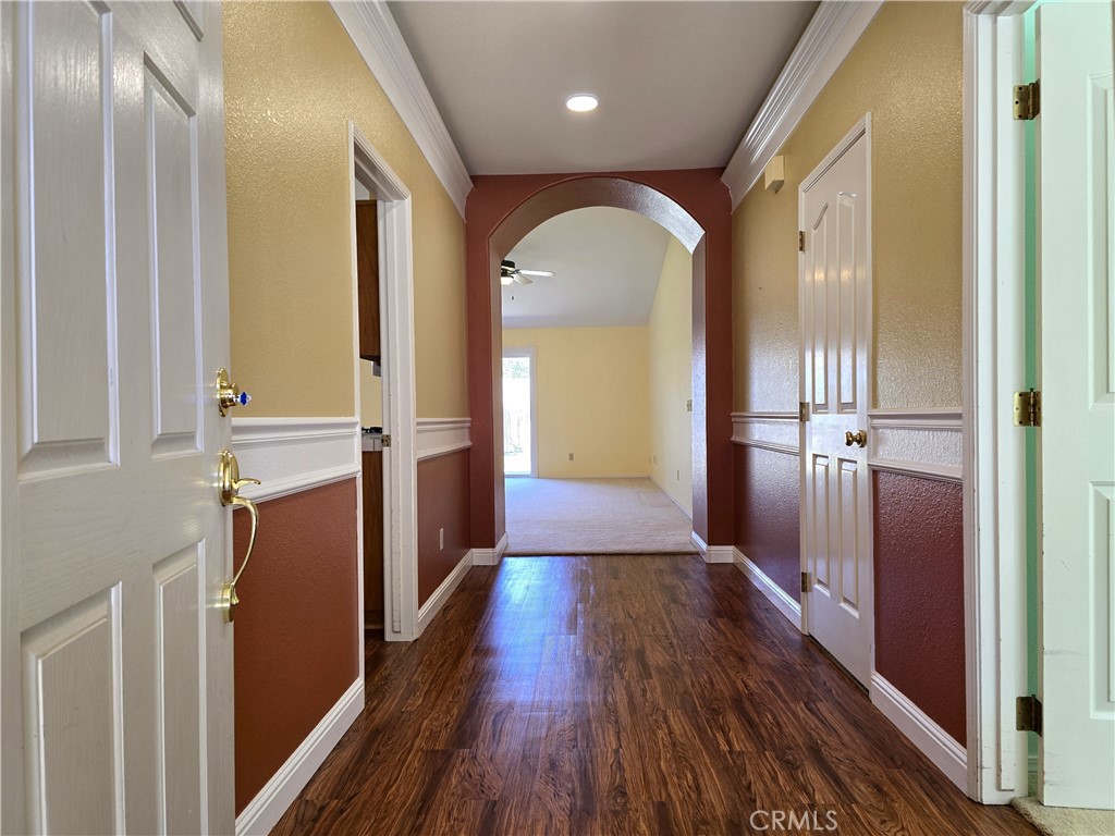 10 Rainbow Ct, Templeton, CA 93465