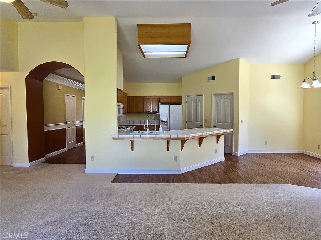 10 Rainbow Ct, Templeton, CA 93465