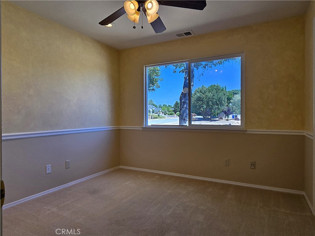 10 Rainbow Ct, Templeton, CA 93465
