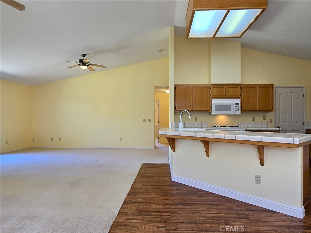10 Rainbow Ct, Templeton, CA 93465