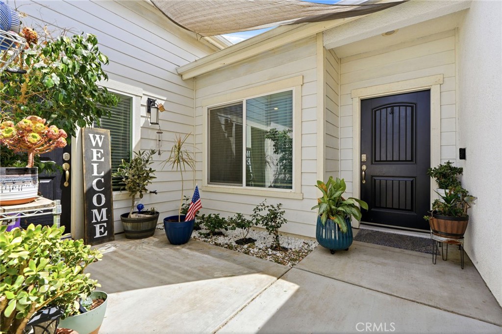 3393 Parks Ave, Tulare, CA 93274