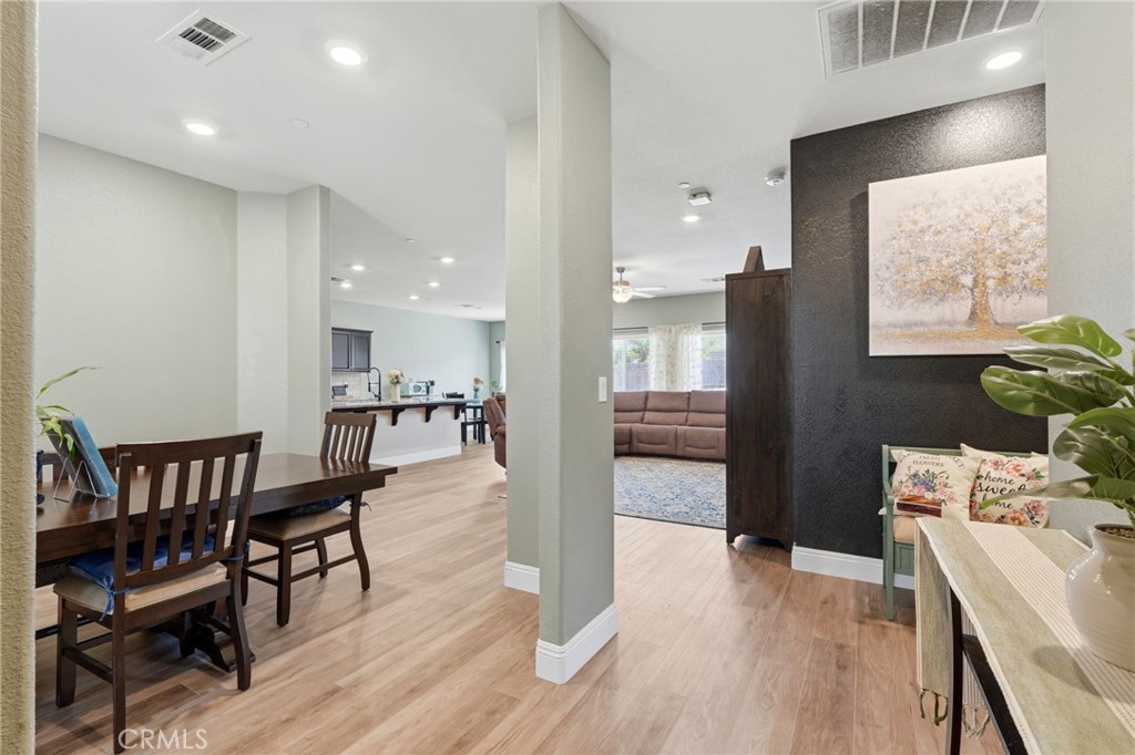 3393 Parks Ave, Tulare, CA 93274