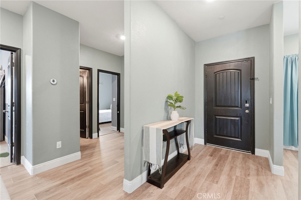 3393 Parks Ave, Tulare, CA 93274