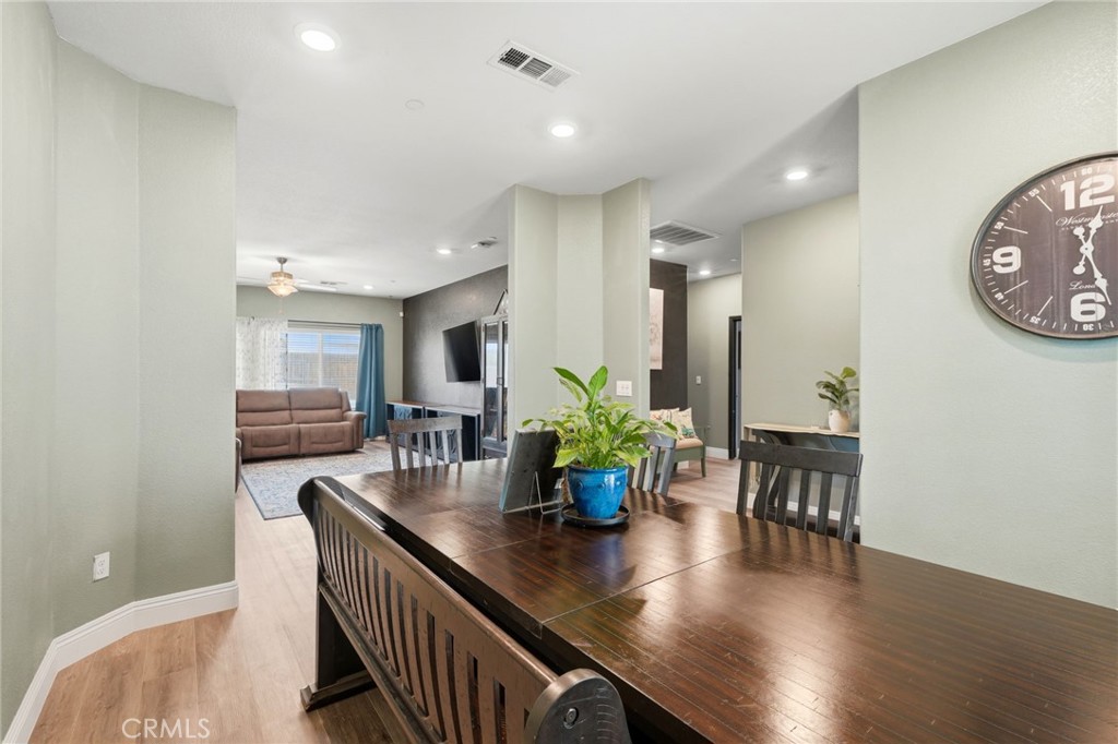 3393 Parks Ave, Tulare, CA 93274