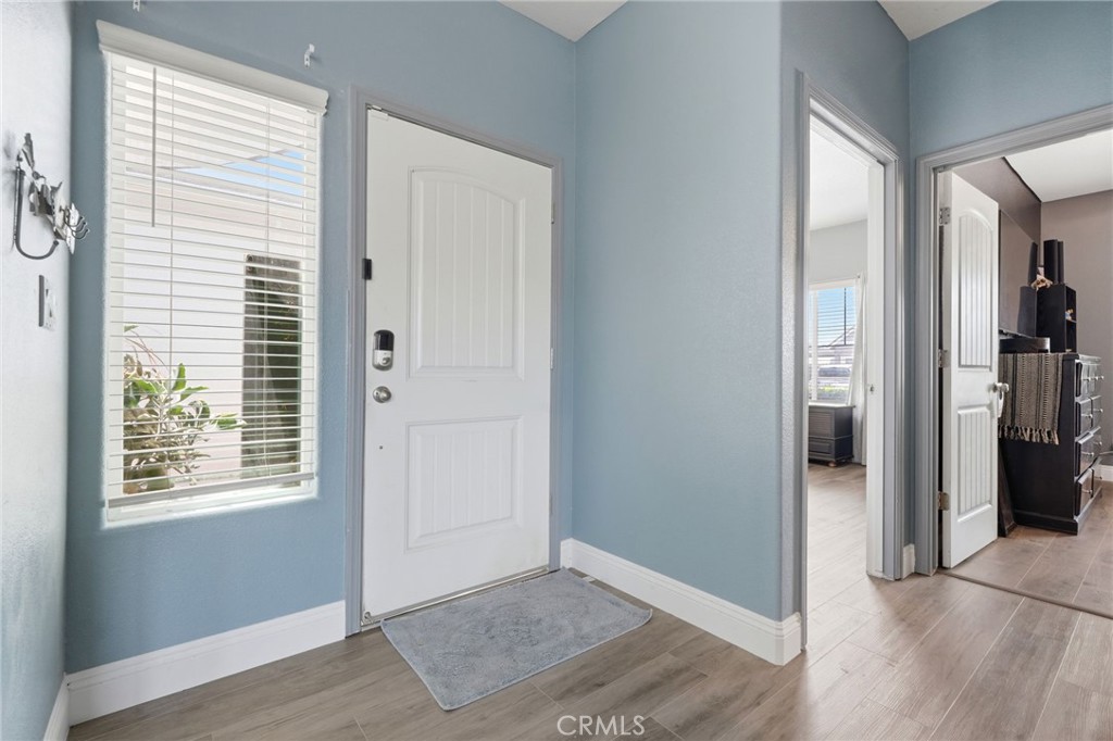 3393 Parks Ave, Tulare, CA 93274