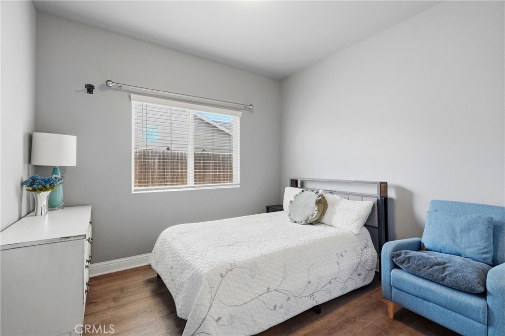 3393 Parks Ave, Tulare, CA 93274