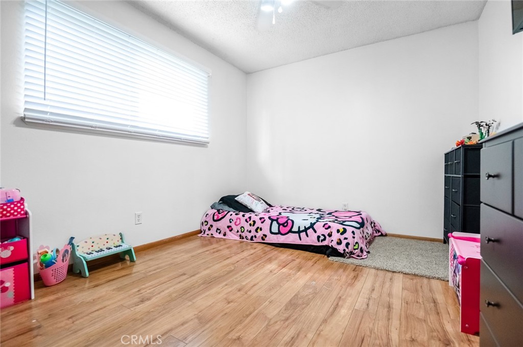1818 W Buena Vista, Visalia, CA 93291