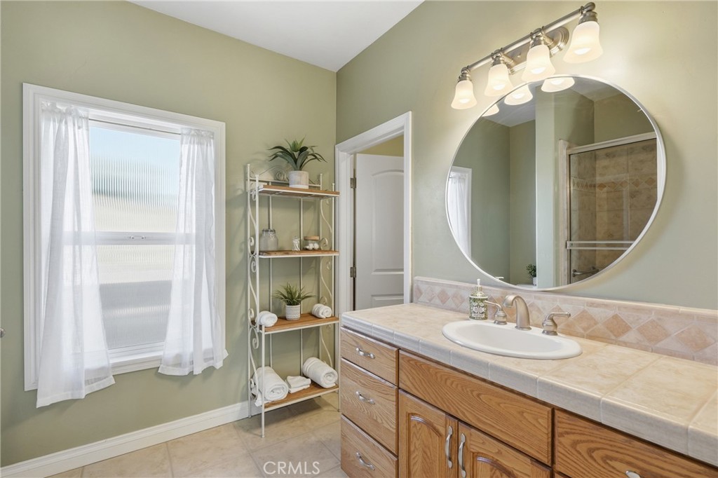 220 Cook Ct, Templeton, CA 93465