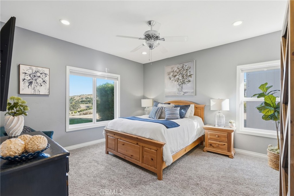 220 Cook Ct, Templeton, CA 93465