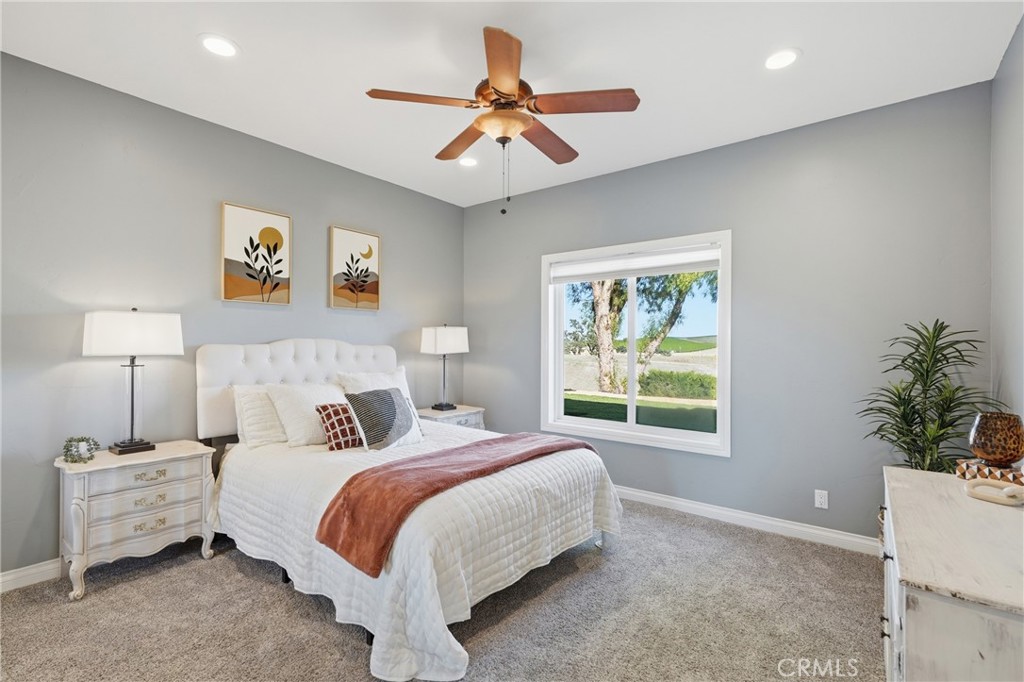 220 Cook Ct, Templeton, CA 93465