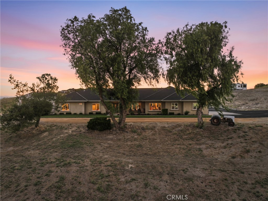 220 Cook Ct, Templeton, CA 93465