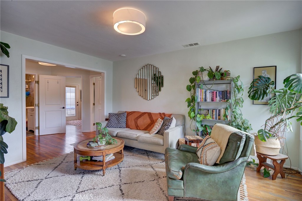 350 Castaic, Pismo Beach, CA 93449