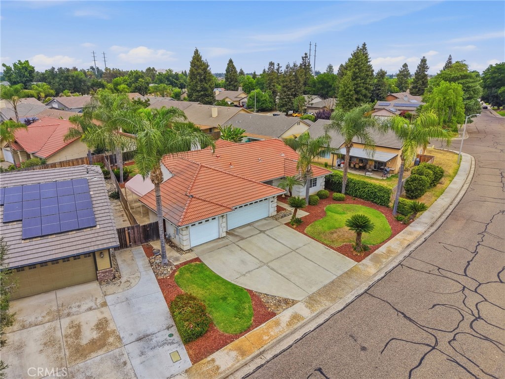 4106 E Westcott, Visalia, CA 93292