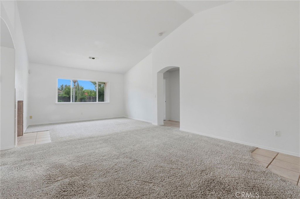 4106 E Westcott, Visalia, CA 93292