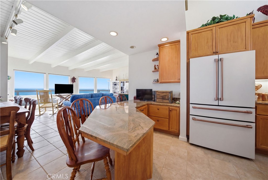 2059 Sherwood Dr Dr, Cambria, CA 93428