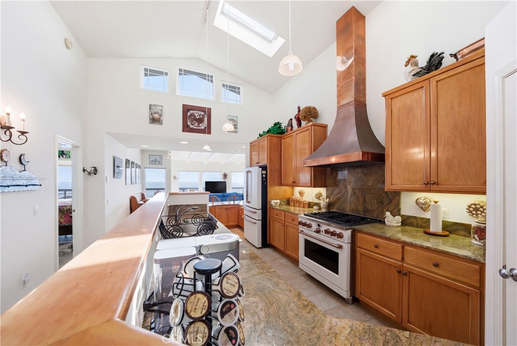 2059 Sherwood Dr Dr, Cambria, CA 93428