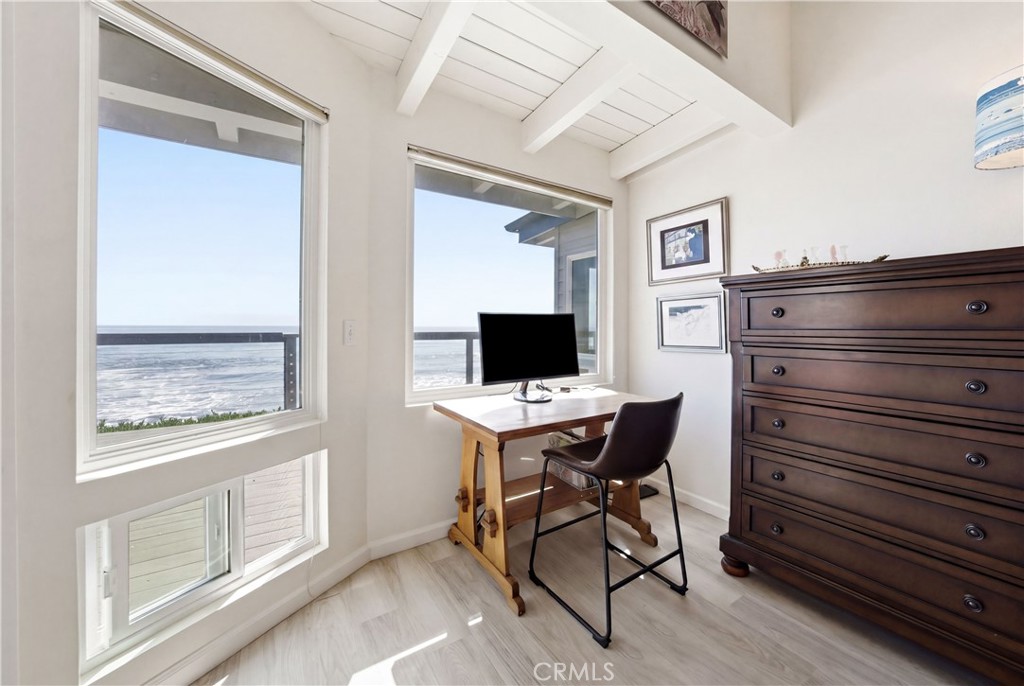 2059 Sherwood Dr Dr, Cambria, CA 93428