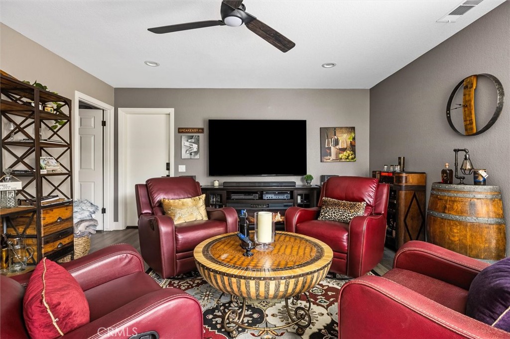 960 San Adriano Ct, San Luis Obispo, CA 93405