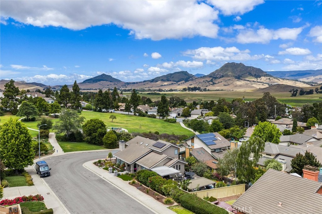 960 San Adriano Ct, San Luis Obispo, CA 93405