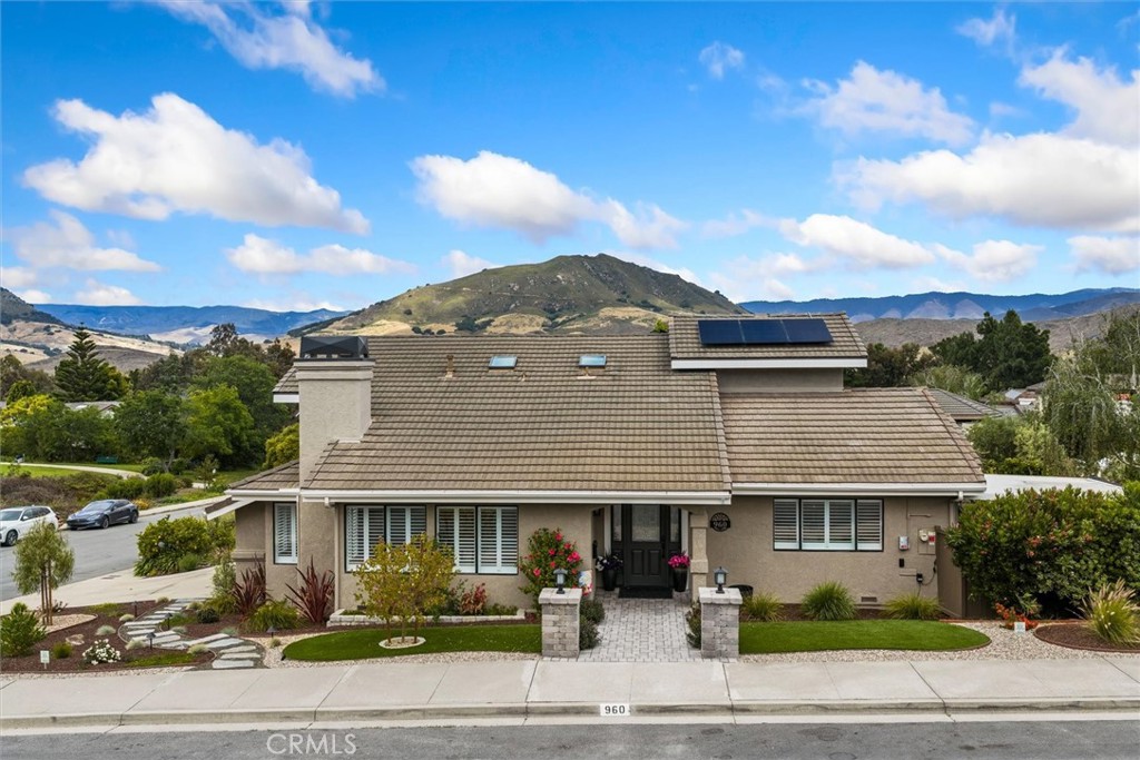 960 San Adriano Ct, San Luis Obispo, CA 93405