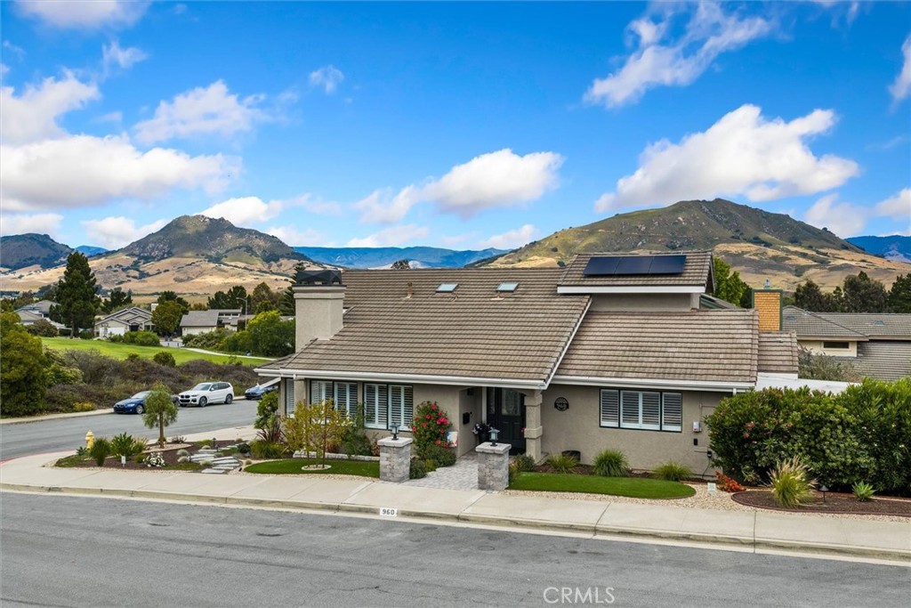 960 San Adriano Ct, San Luis Obispo, CA 93405