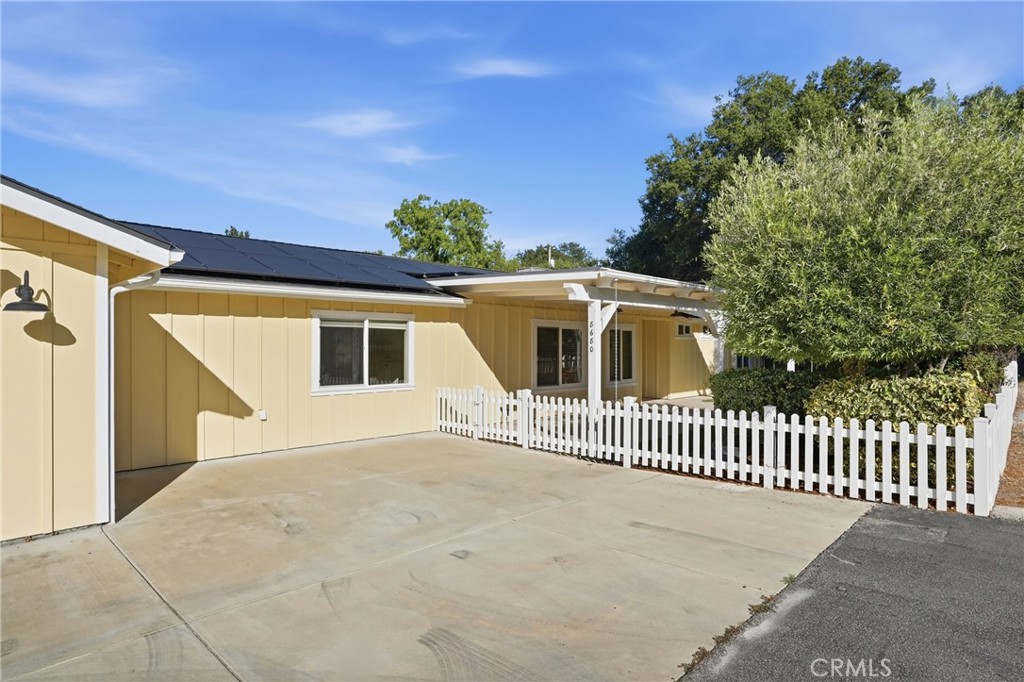 8680 Portola Road, Atascadero, CA 93422