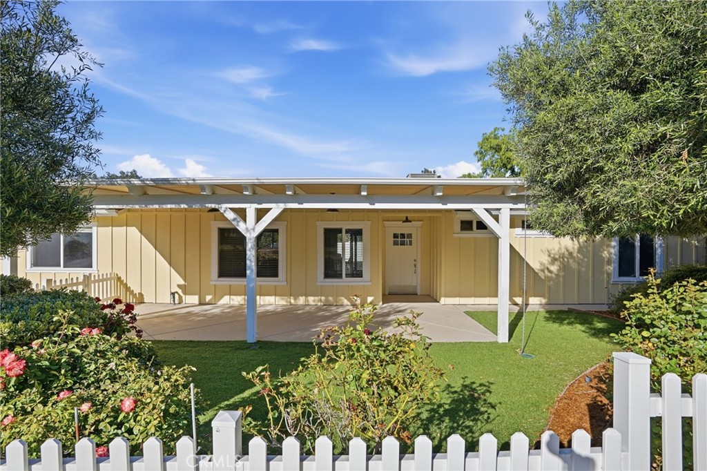 8680 Portola Road, Atascadero, CA 93422