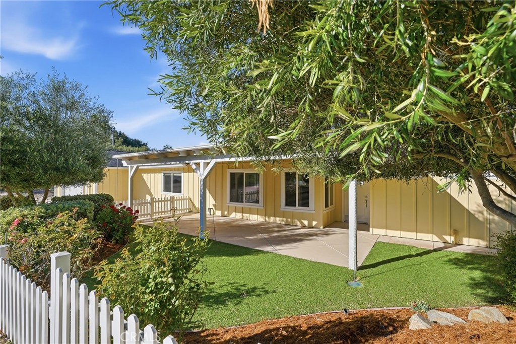 8680 Portola Road, Atascadero, CA 93422