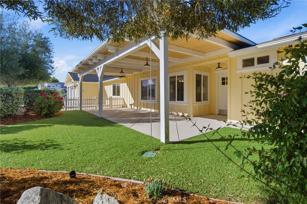 8680 Portola Road, Atascadero, CA 93422