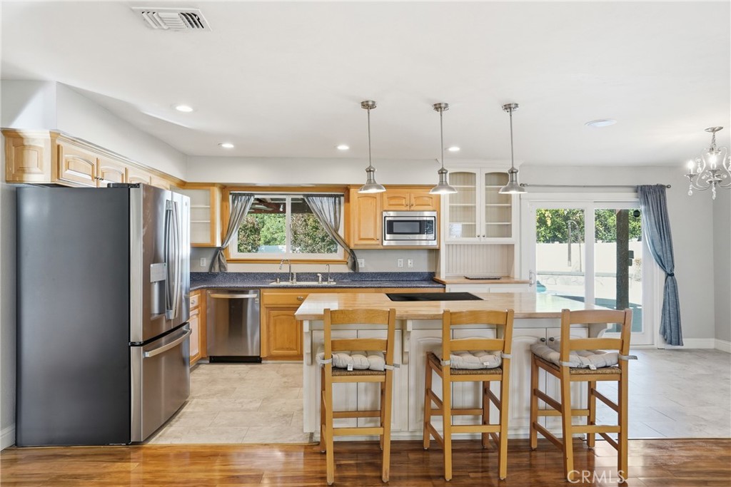 8680 Portola Road, Atascadero, CA 93422