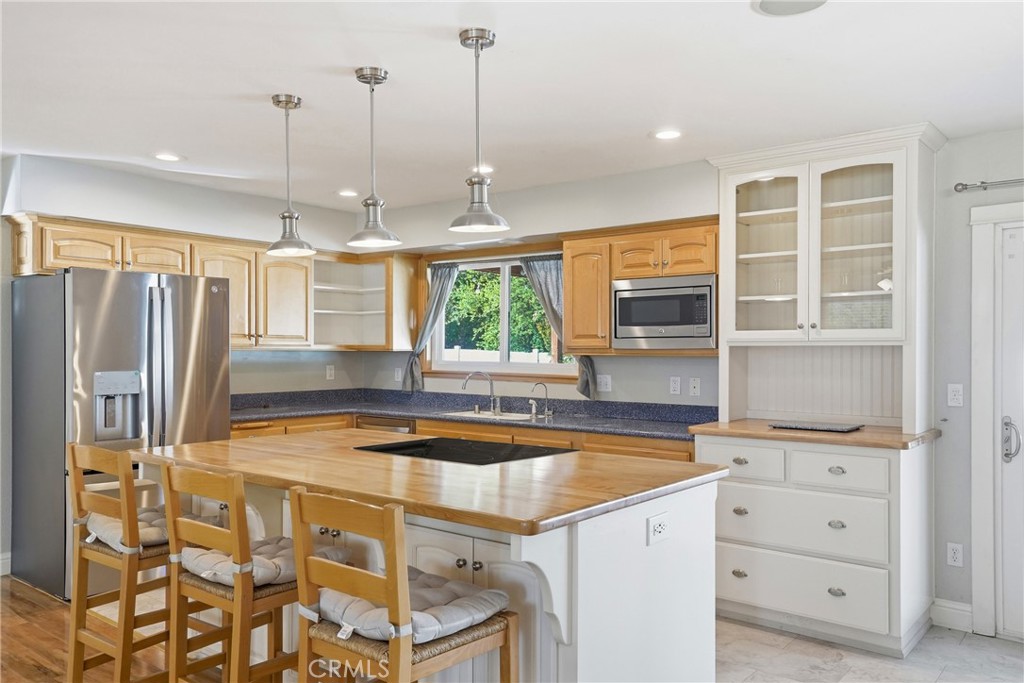8680 Portola Road, Atascadero, CA 93422
